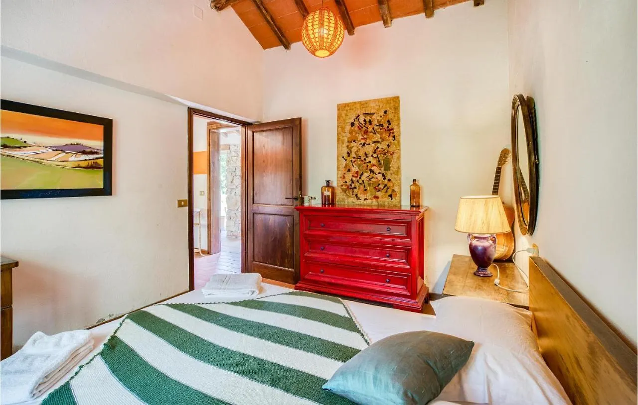 Holiday home Lovely Home In Roccalbegna With Kitchen
