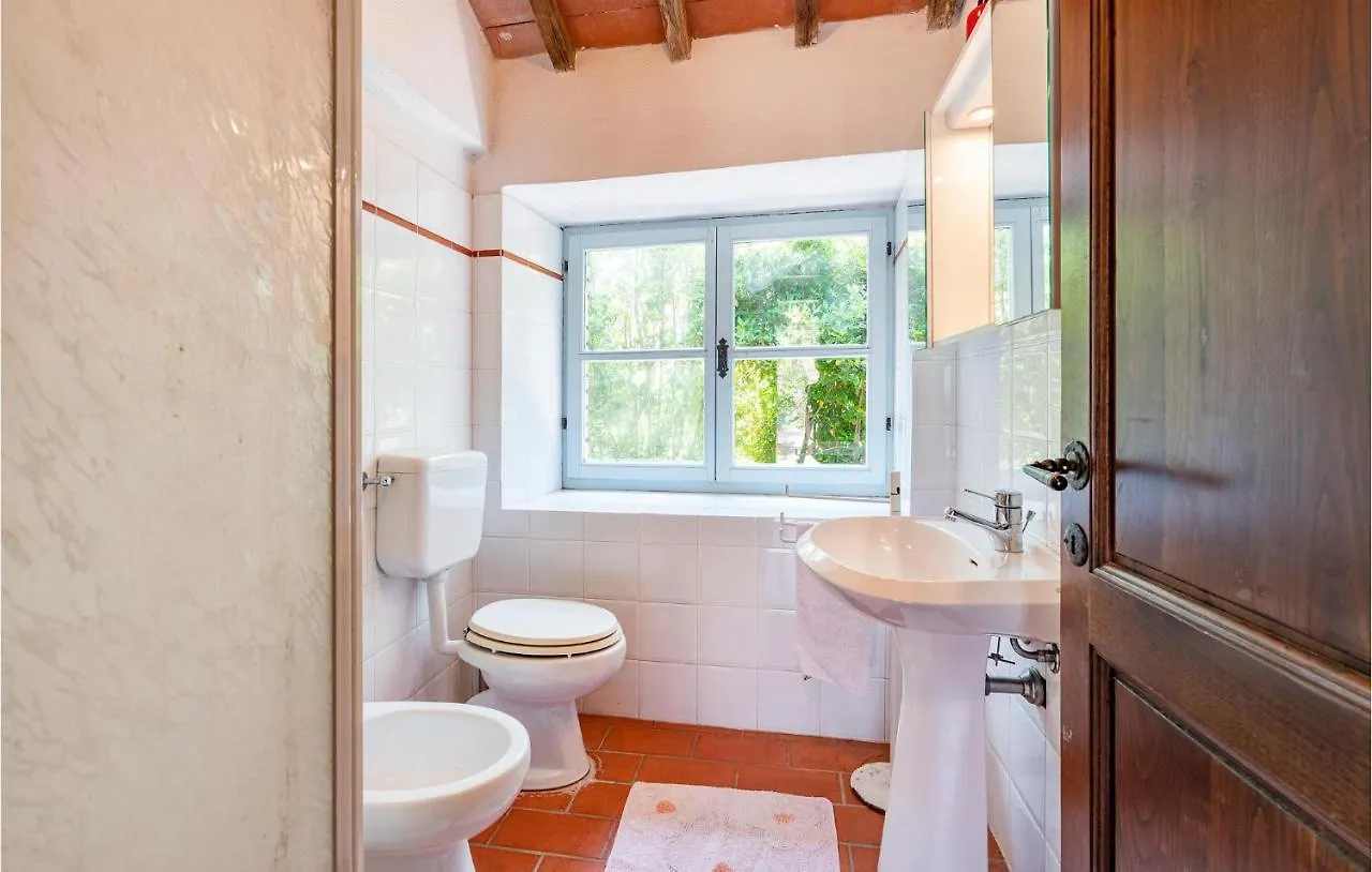 Lovely Home In Roccalbegna With Kitchen 0*,